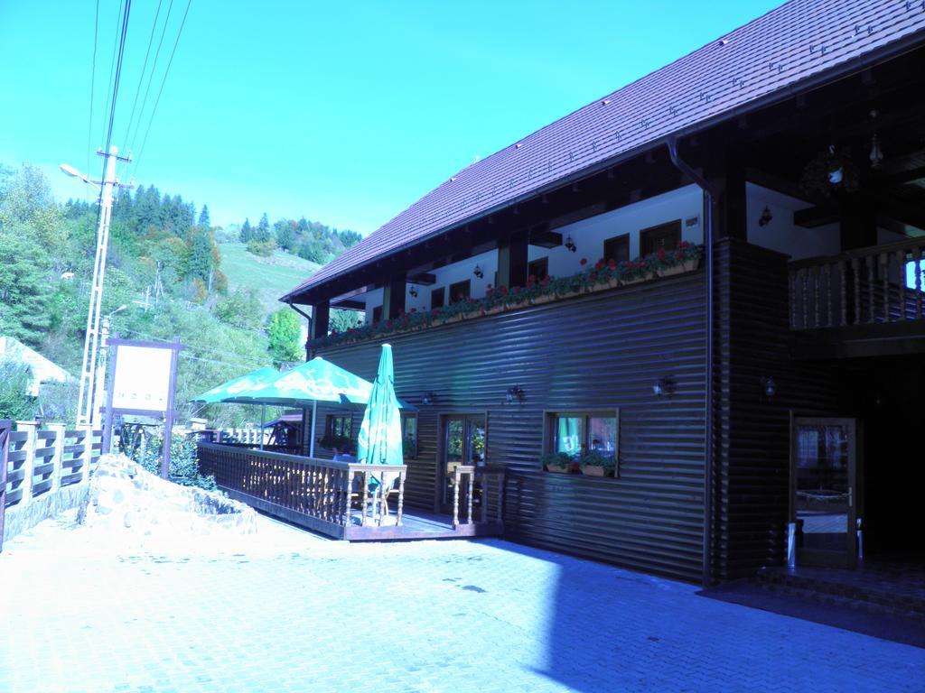 Conacul Samfirei Hotel Gîrda de Sus Buitenkant foto